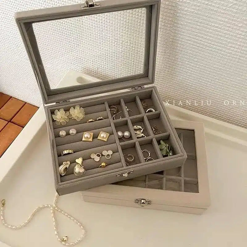 Jewelry box